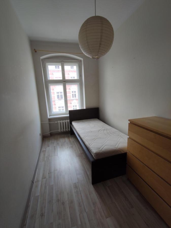 Przestronny Apartament Dla Czterech Osob Apartment Wroclaw Exterior photo